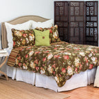 C&amp;F Home Koren Floral Full/Queen Quilt Machine Washable Reversible Bedspread Coverlet