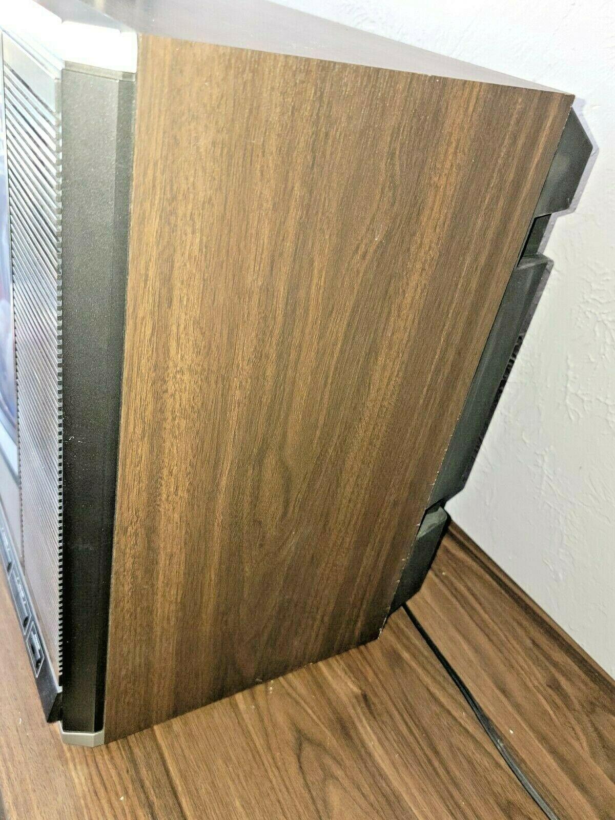 vintage 19 inch mga mitsubishi retro gaming crt tube television wood grain tv