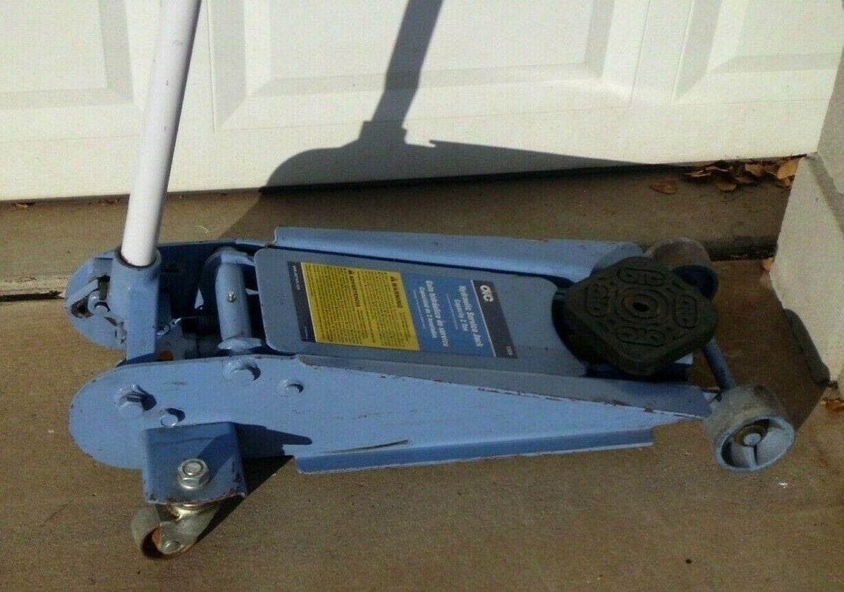 OTC 1525 2 Ton Floor Jack Assembled in USA
