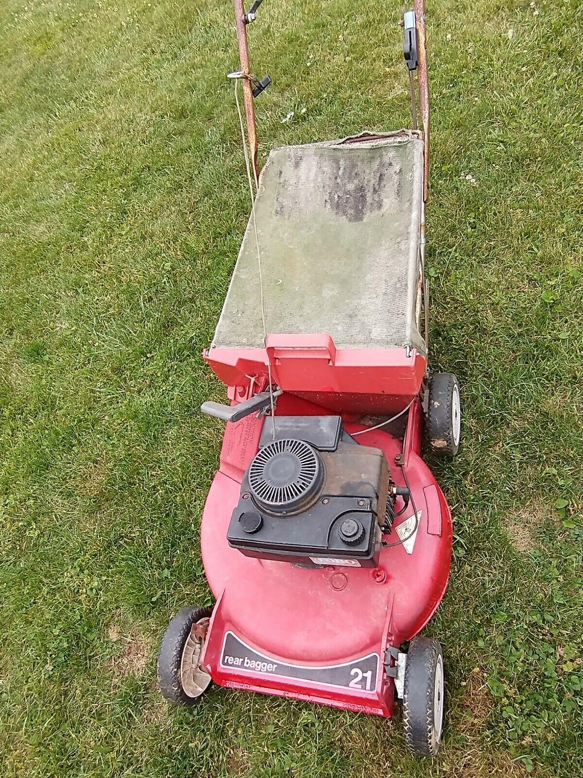 Vintage 1984 Rear Bagger 21" Variable Speed Push Mower For Collection Use