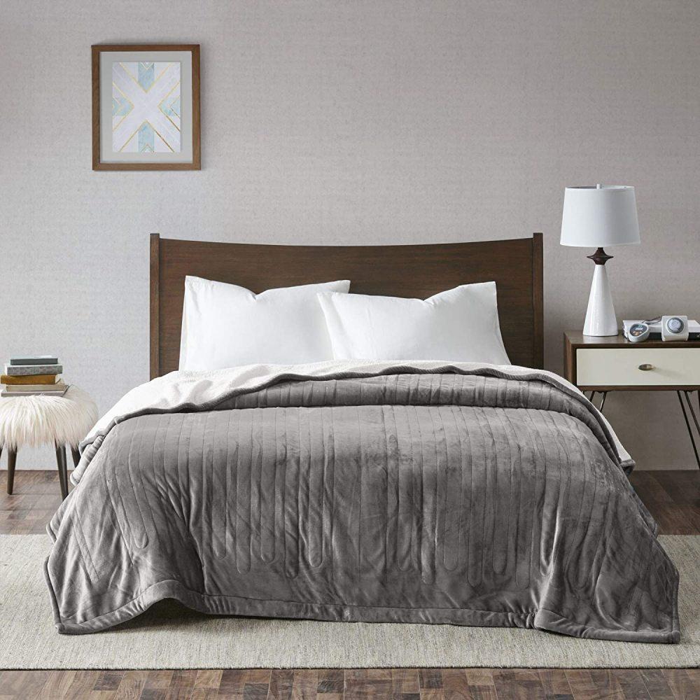 MOWENTA Heated Ultra Soft Plush Reverse to Sherpa Auto Shut Off Electric Blanket with Two 20 Heat Level Setting Controllers and Bonus Automatic Timer, Queen: 84x90", Grey