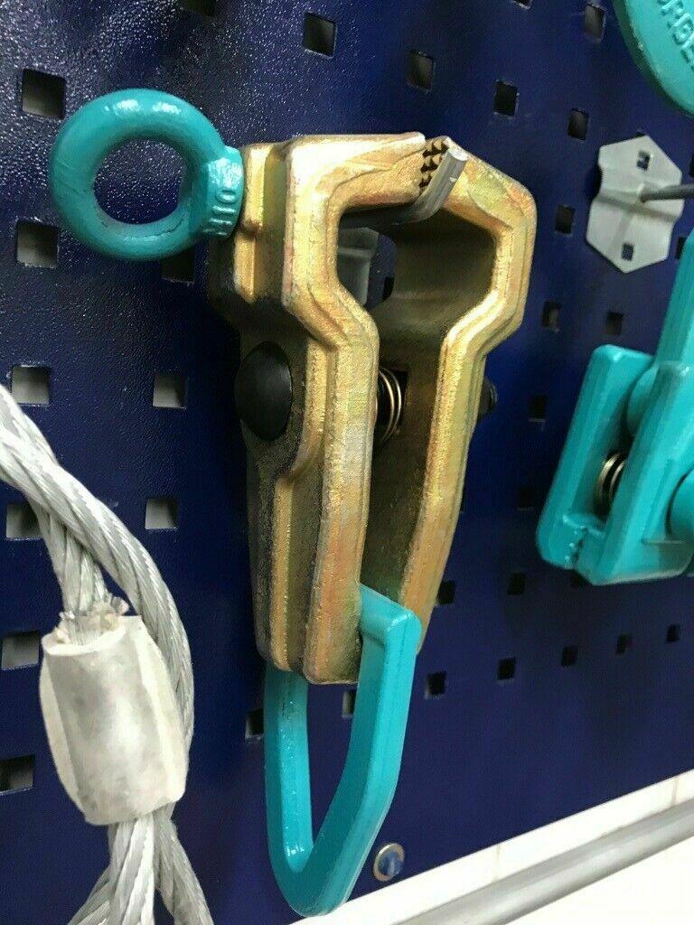 SET#44 - 12 HEAVY DUTY AUTO BODY FRAME MACHINE PULLING TOOLS AND CLAMPS