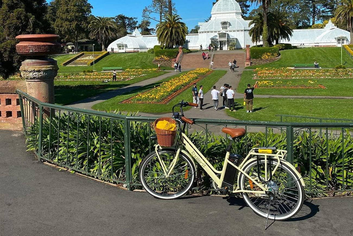26" Classic Electric Bike for City, 350W Commuter Electric Bicycle with 36V 12.5Ah Removable Lithium-ion Battery E-Bike for Women, Men, Adult |  6-Speed Shifting