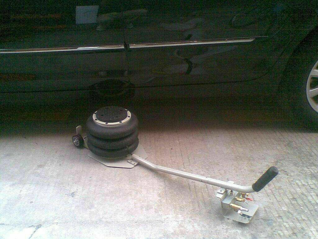 USED 6600lbs Triple bag air jack 3T Air Bag Folding rod Automobile Repair Lifter