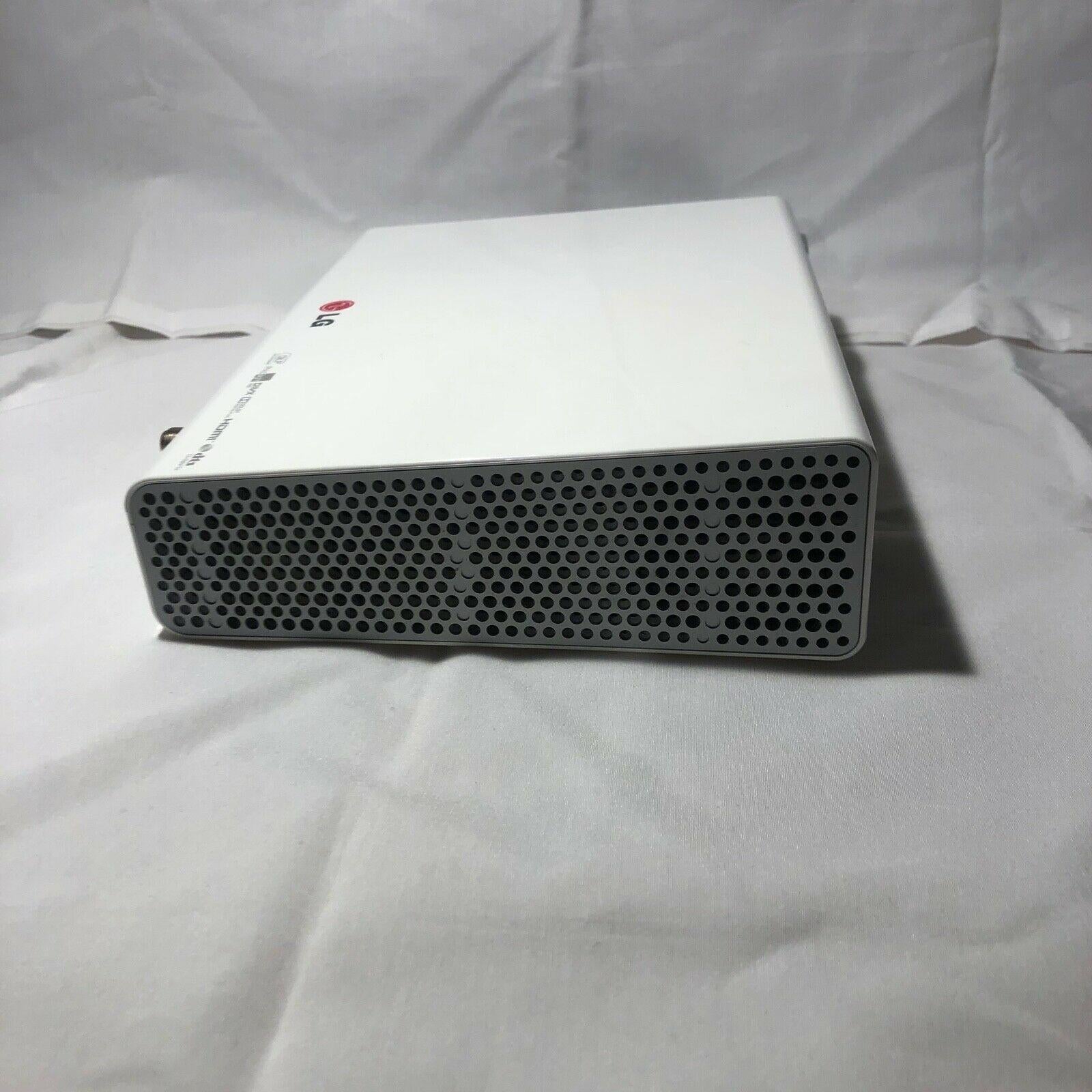 lg pa77u-je  portable led 3d  projector -smart tv - magic remote