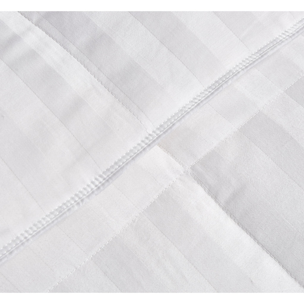 Hotel Grand  Oversized 500 Thread Count White Goose Down Comforter Twin
