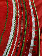 Ruby Red Cotton Christmas Tree Skirt *MINT CONDITION* Rick Rack Ribbon