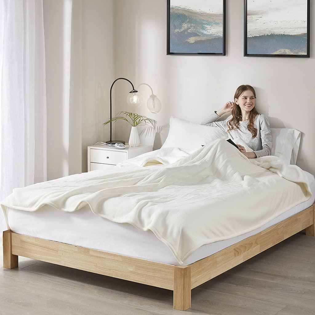 Gracie MIlls Polyester and Cotton Fleece to Sherpa Heated Blanket ST54-0109