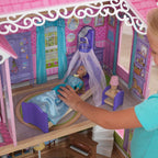 Sweet and Pretty Dollhouse