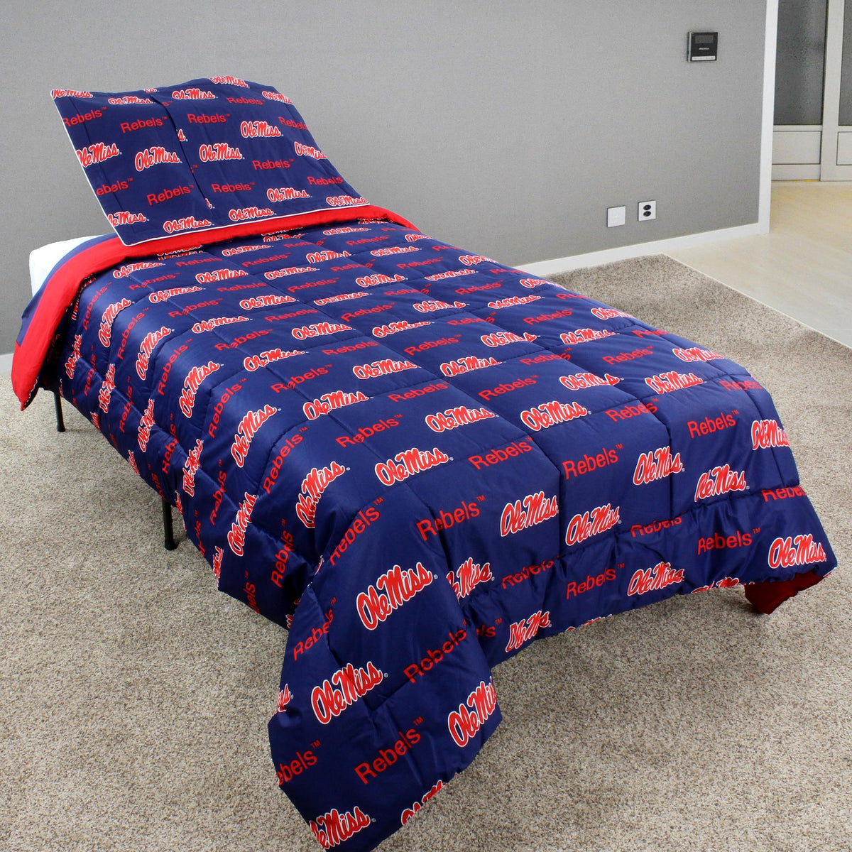 Mississippi Rebels 2 Pc Reversible Cotton Comforter Set, 1 Comforter, 1 Sham, Twin