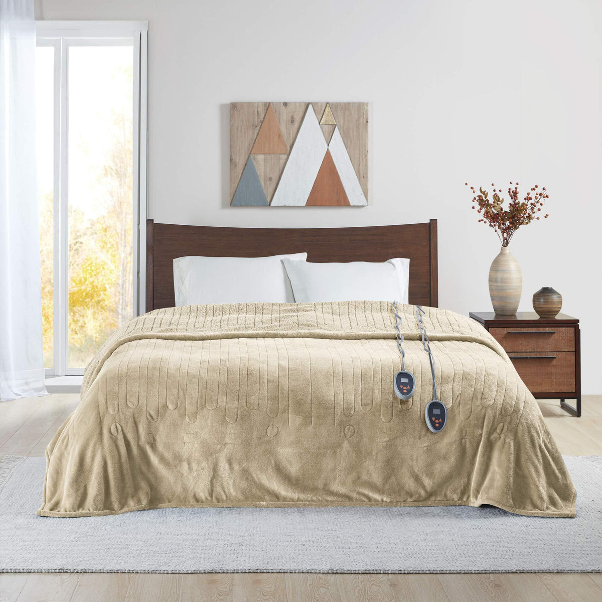 Gracie MIlls Solid Microlight/Berber Heated Blanket, King, Vanilla -BR54-0384