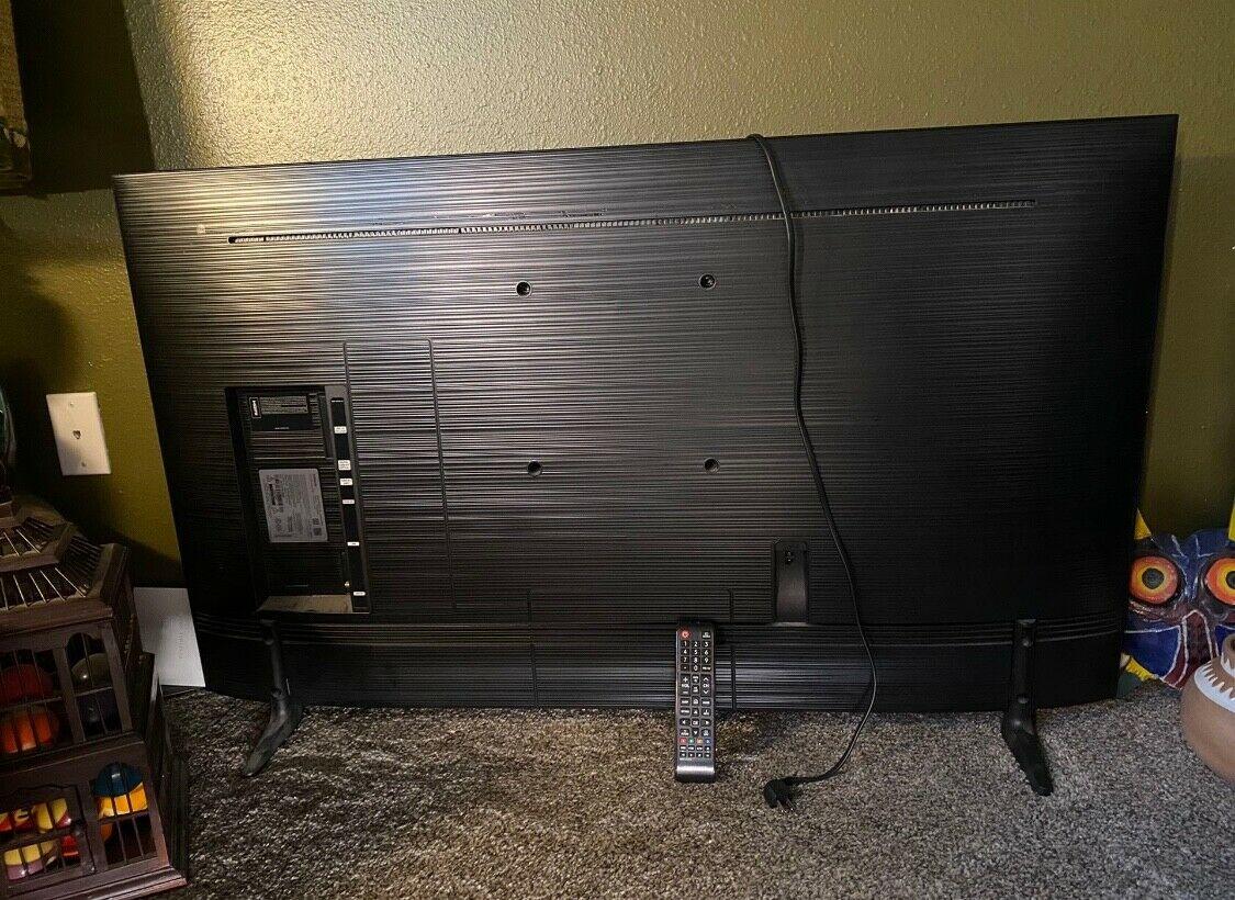 samsung 50" 4k smart tv - slightly used - local
