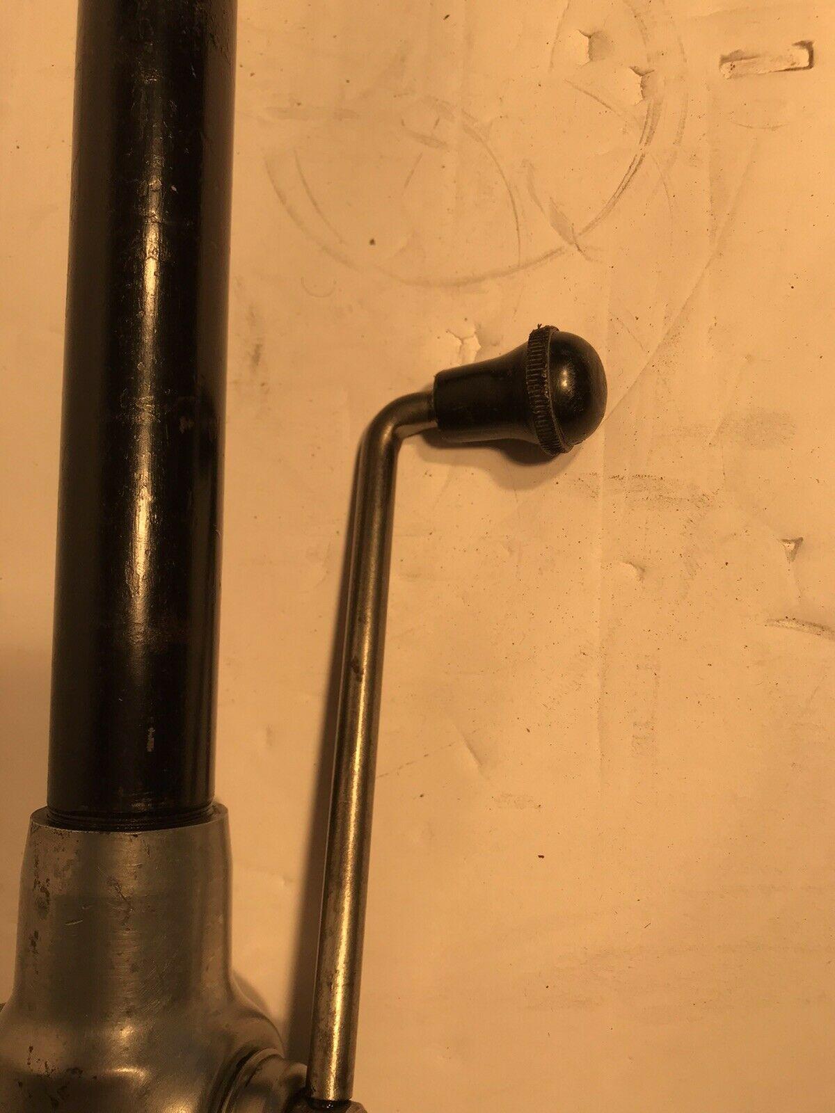 FIAT HAND CRANK CAR JACK  USED BUT GOOD CONDITION