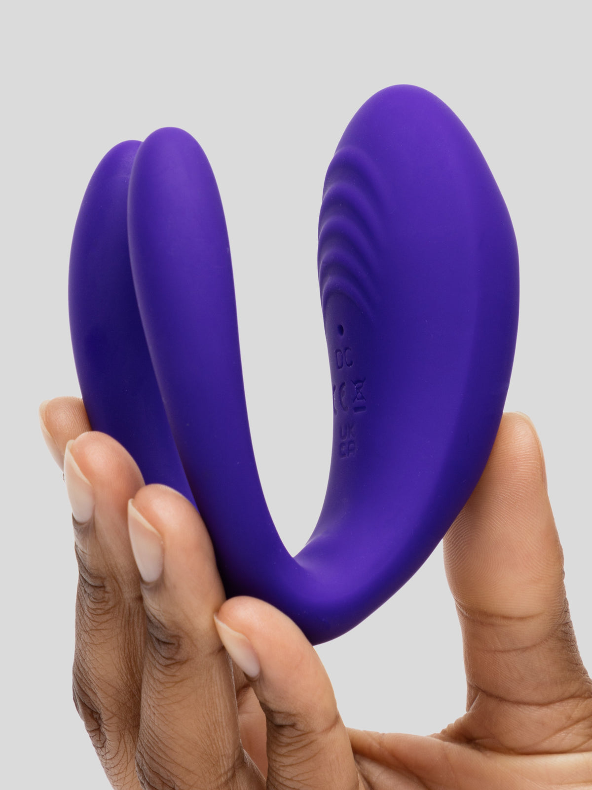 Lovehoney Sweet Curve Remote Control Silicone Clitoral Vibrator, Purple
