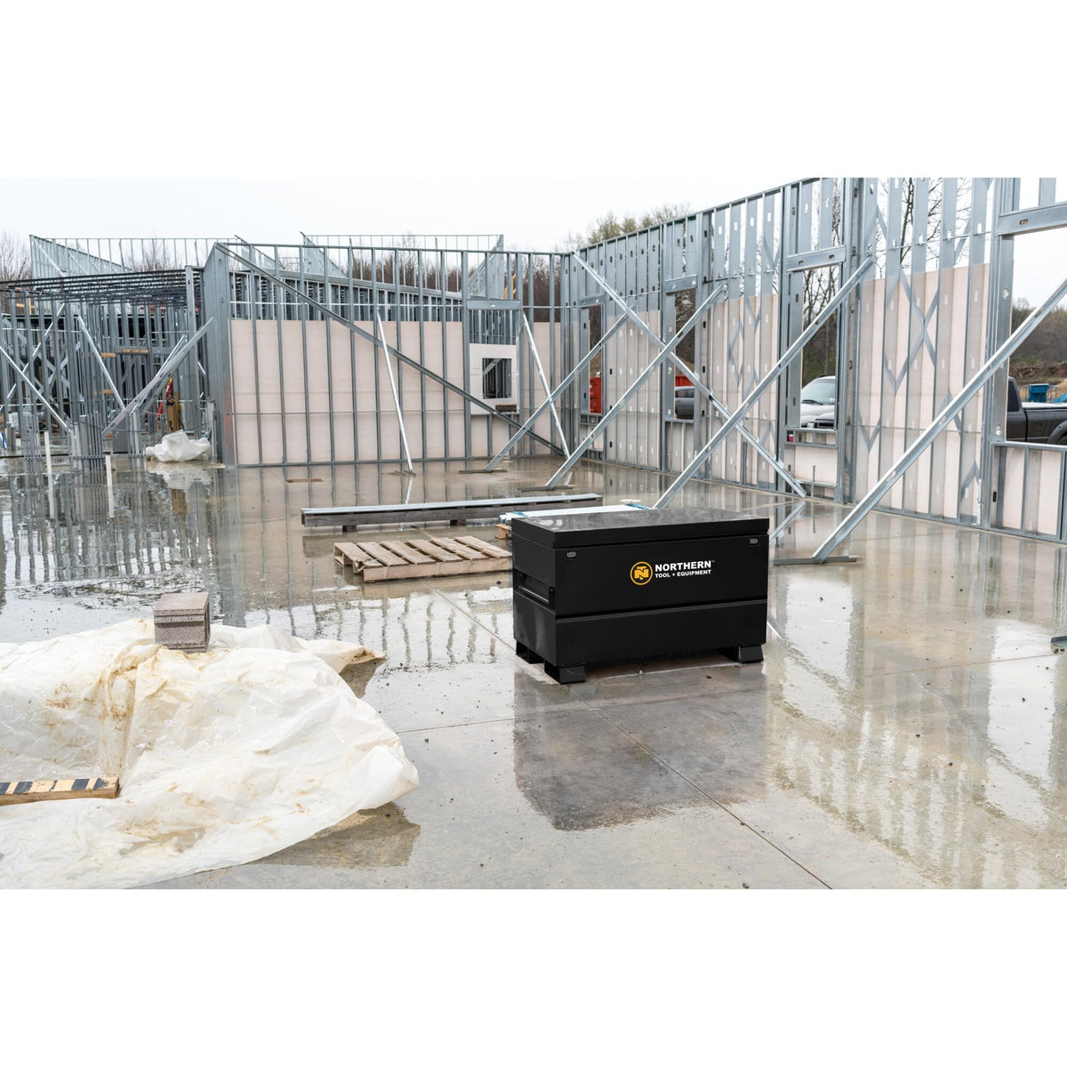 Northern Tool + Equipment 48in. Jobsite Box, Black, 48in.W x 24in.D x 28in.H, Model# 2048-NTE