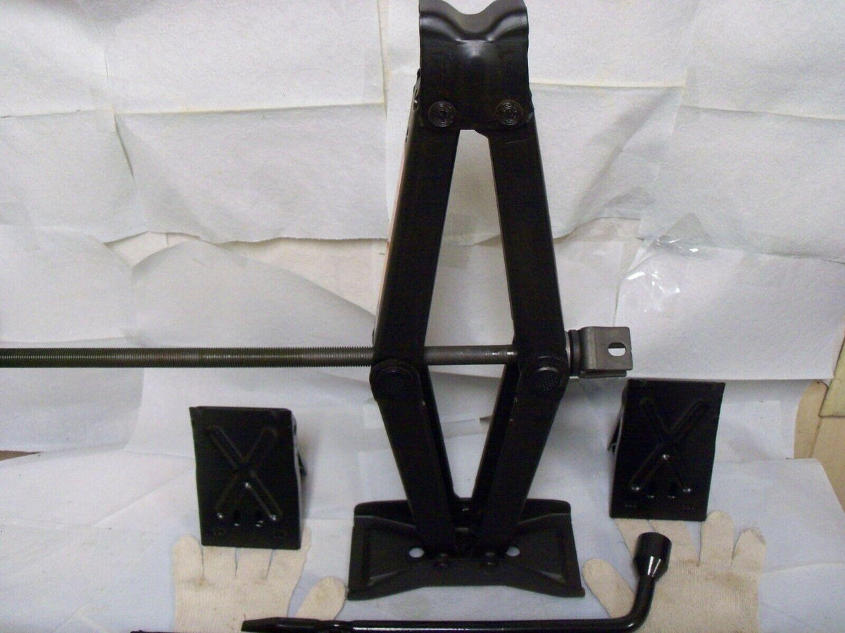 2009-2020 NISSAN , XD SPARE TIRE SCISSOR JACK&TOOLS,CAS