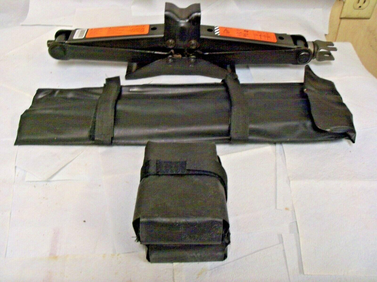 2009-2020 NISSAN , XD SPARE TIRE SCISSOR JACK&TOOLS,CAS