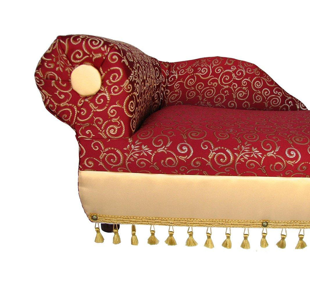 Fantasy Furniture Cleopatra Chaise Elegant Pet Bed