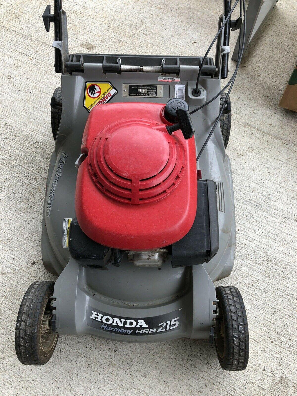 HRB215 21” Self-propelled lawn mower Great Condition