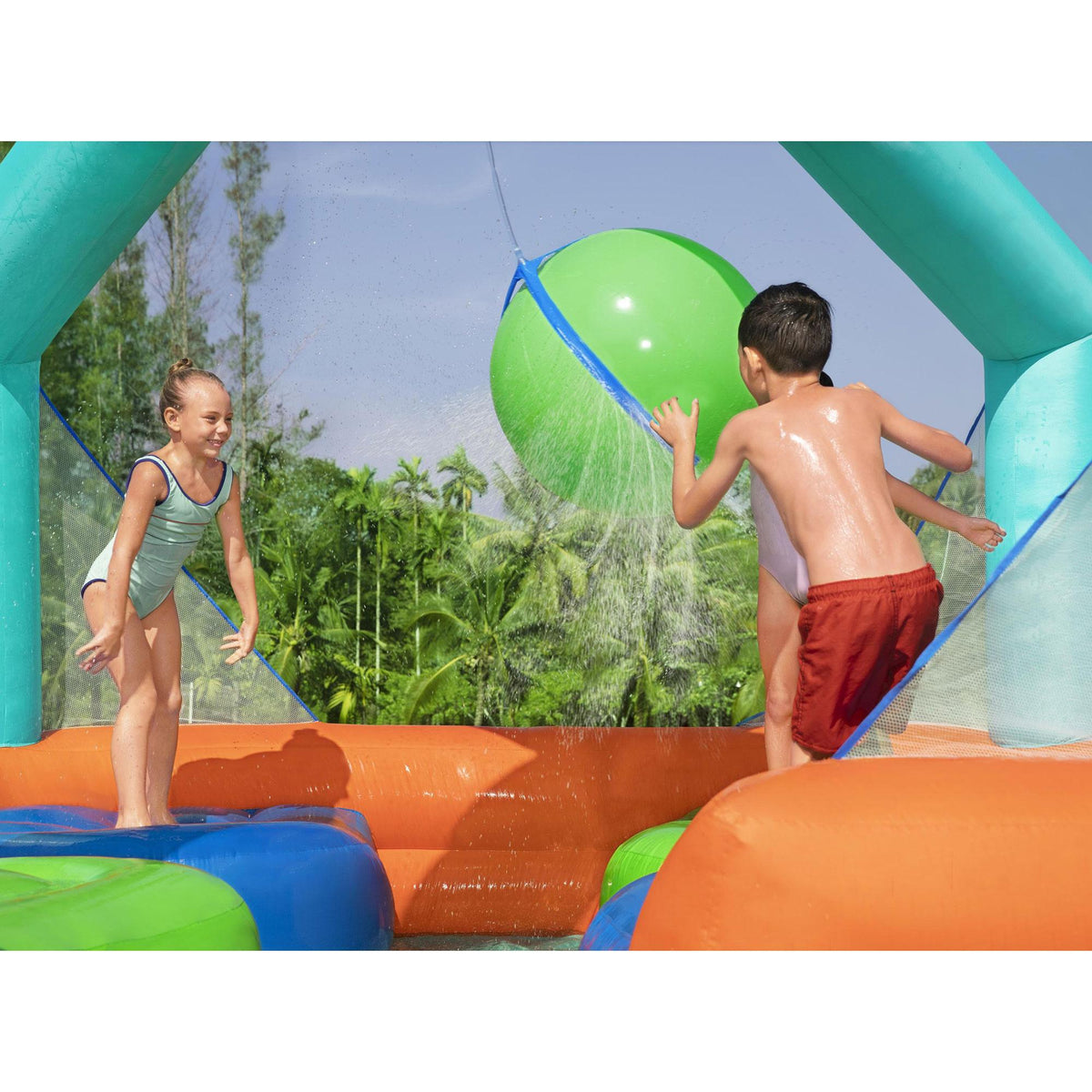 H2OGO!  H2OGO! 53384E Dodge and Drench 14.75 x 14.75 x 8.75 Foot Kids Inflatable Large Outdoor Play Bounce House Game and Water