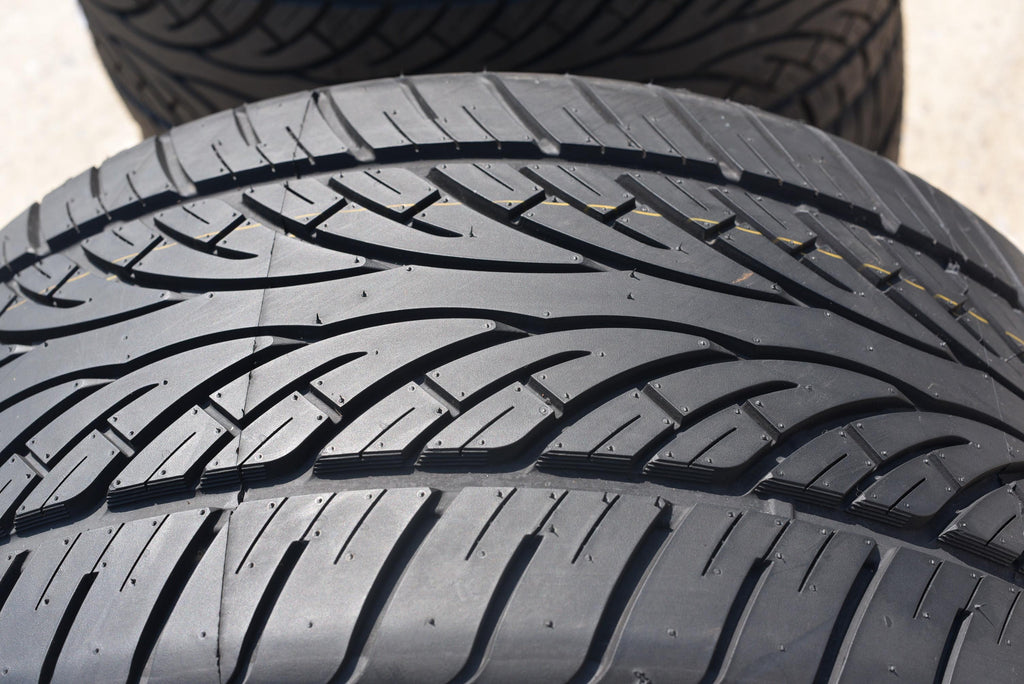 Tire Venom Power Ragnarok Zero 255/35R19 ZR 93W XL High Performance