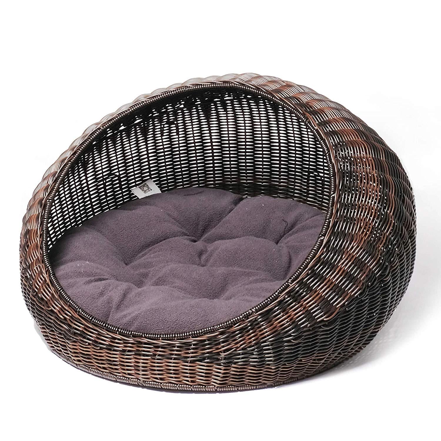 D+GARDEN Wicker Cat Bed for Indoor Cats - a Covered Modern Cat Hideaway Hut of Rattan Houses Pets in Dome Basket, Washable
