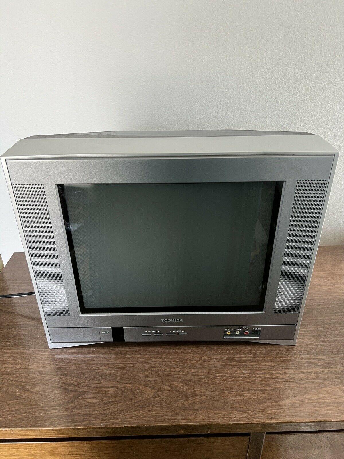 toshiba 14af44 14” crt tv for retro gaming component s-video with remote