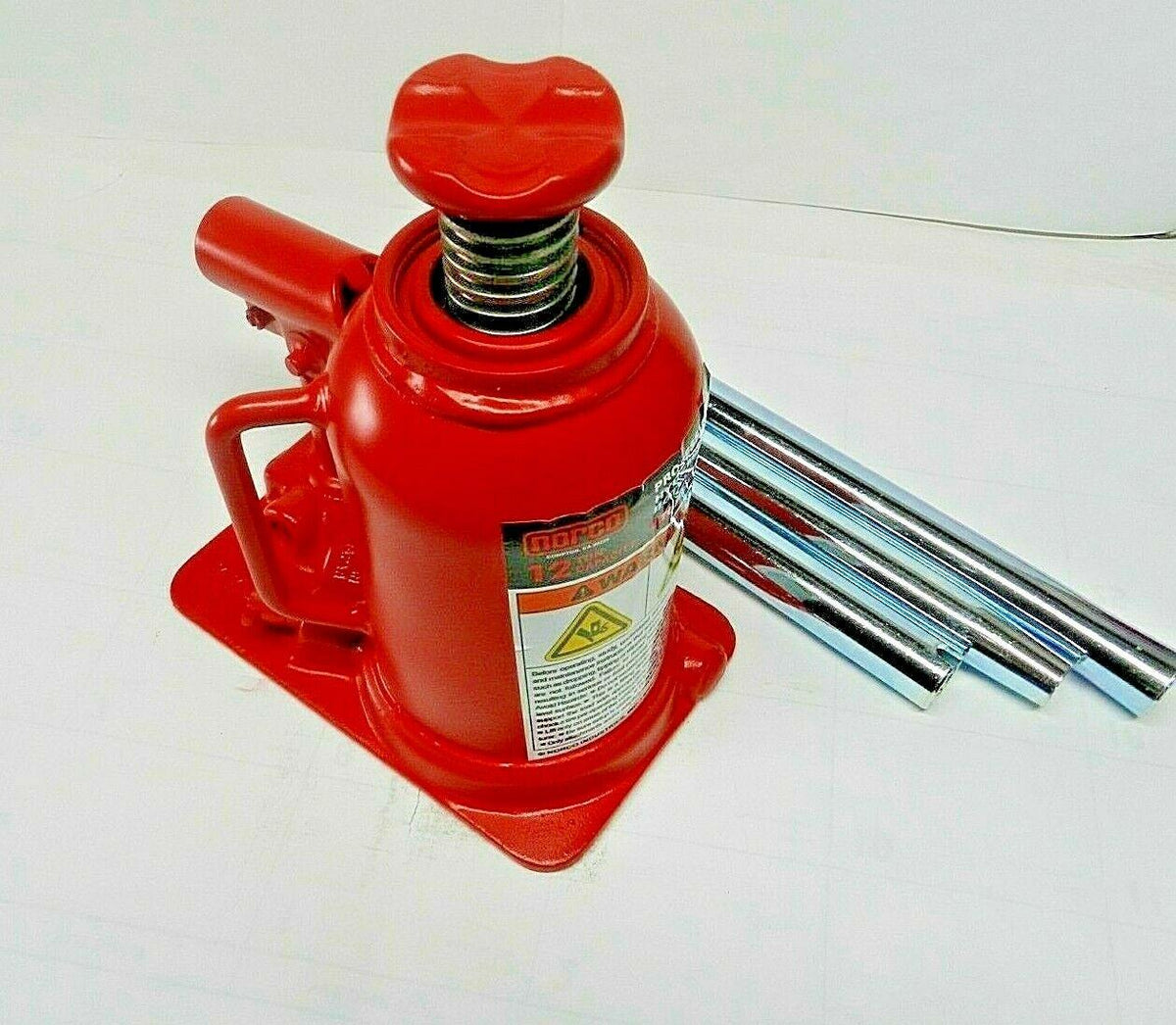 12 1/2  Ton Norco  Bottle jack-  Made in Japan- model # 76412- regular