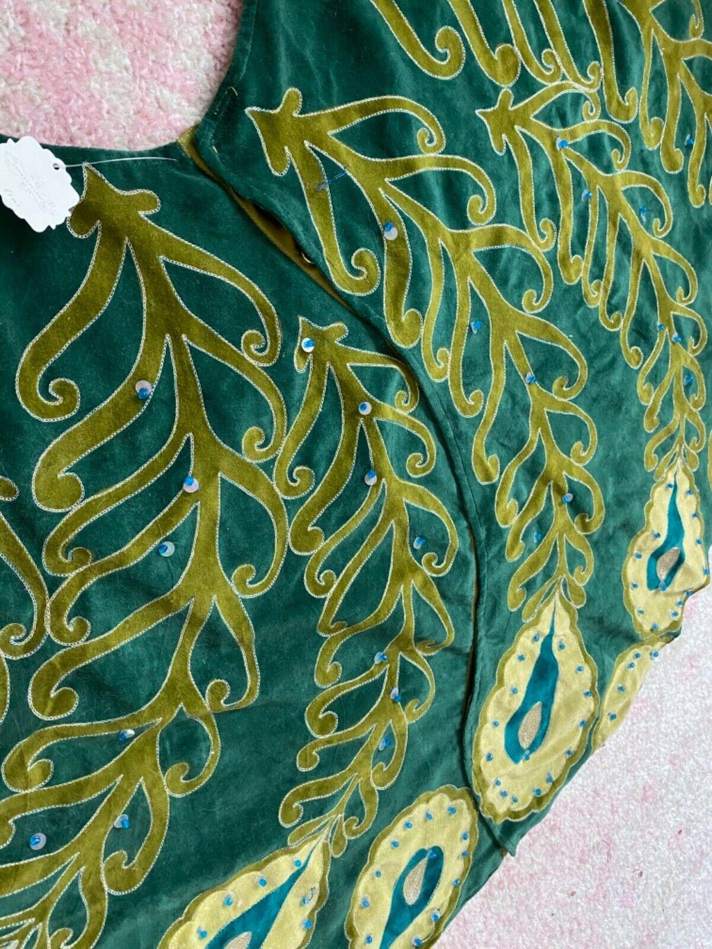 NWT Anthropologie Velvet Peacock Beaded Embroidered Christmas Tree Skirt 60"