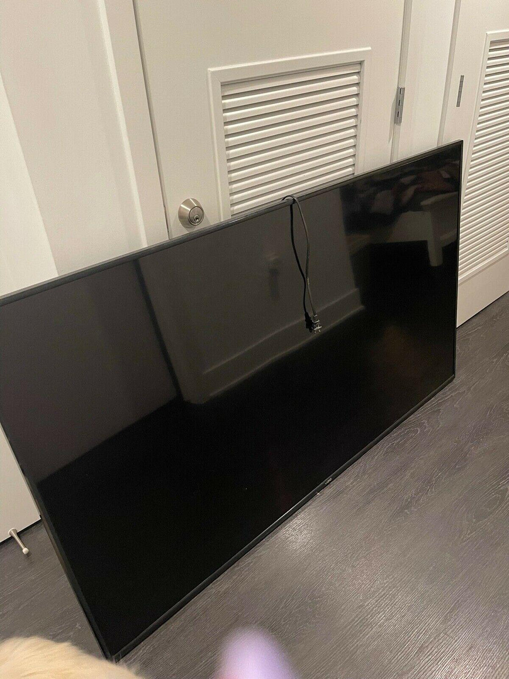 vizio smart tv 75. very rare usage!
