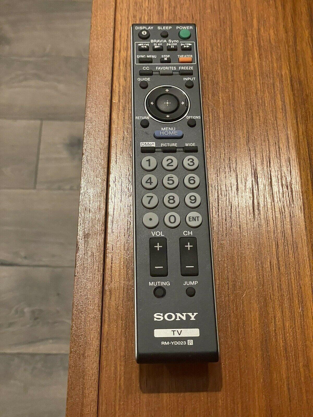 sony xbr75x850d  (75 inch tv)   ***local pickup***