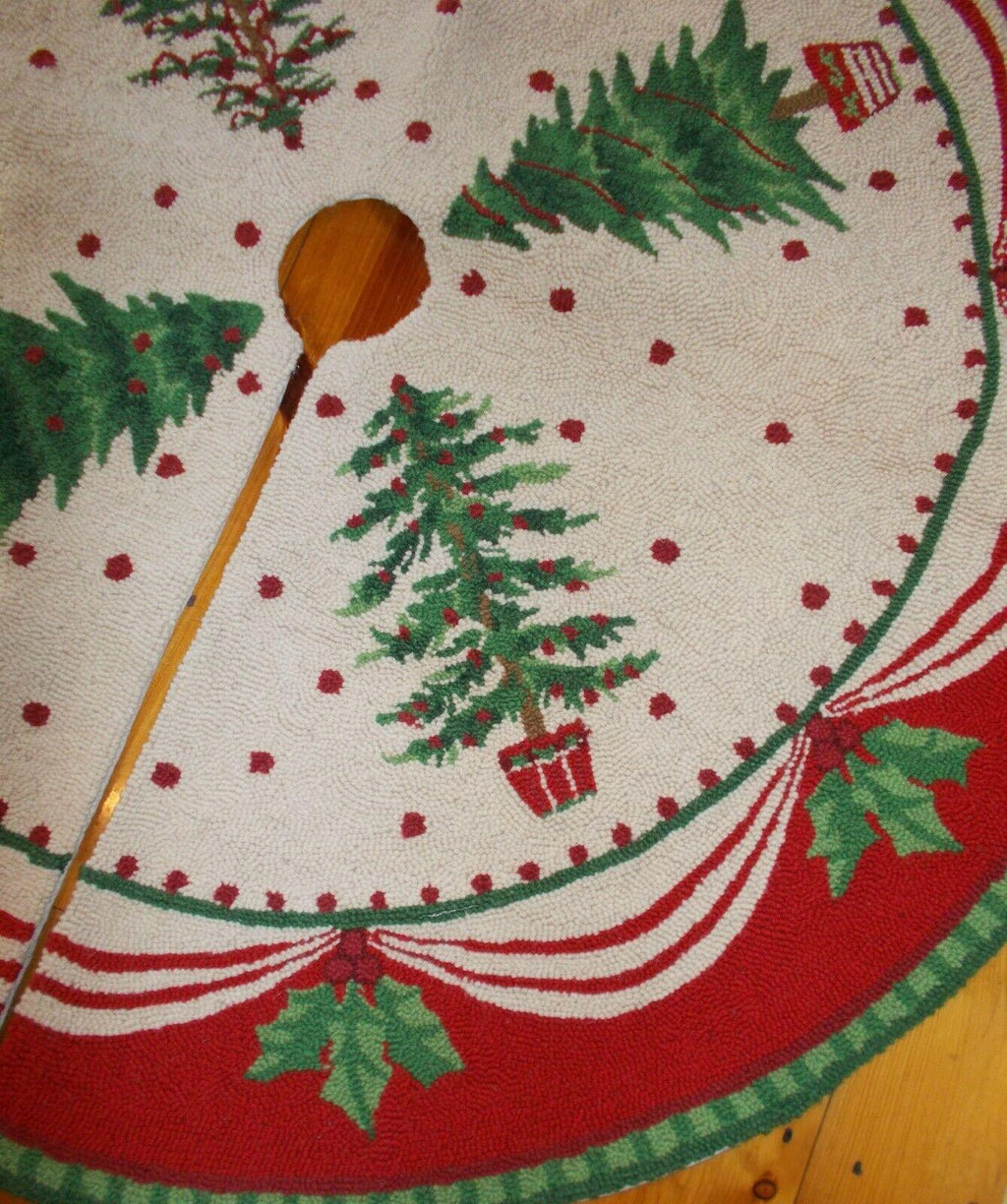 "NEW" Lar~Needlepoint~Wool ~CHRISTMAS TREE SKIRT~Trees.Holly~Red/Green/Cream