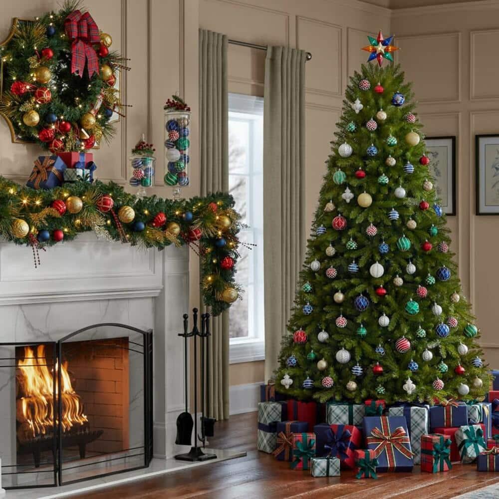7.5 ft Dunhill Fir Unlit Christmas Tree