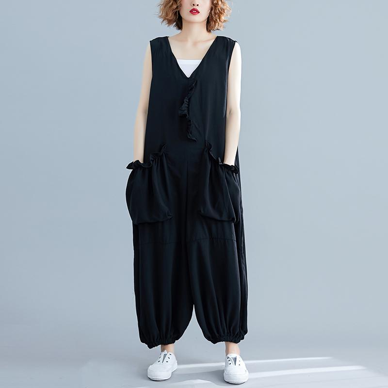 Three-dimensional Pocket V-neck Sleeveless Jumpsuit September