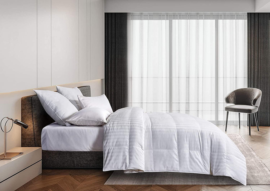 ROYAL LUXE / Siberian White Down Comforter - Twin