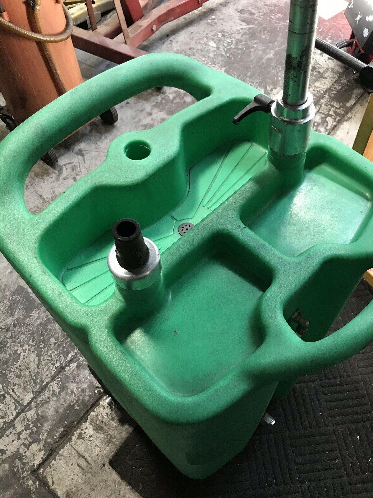 Lincoln Used Fluid Drain Containment 26gal Model 3627 Rolling Caddy