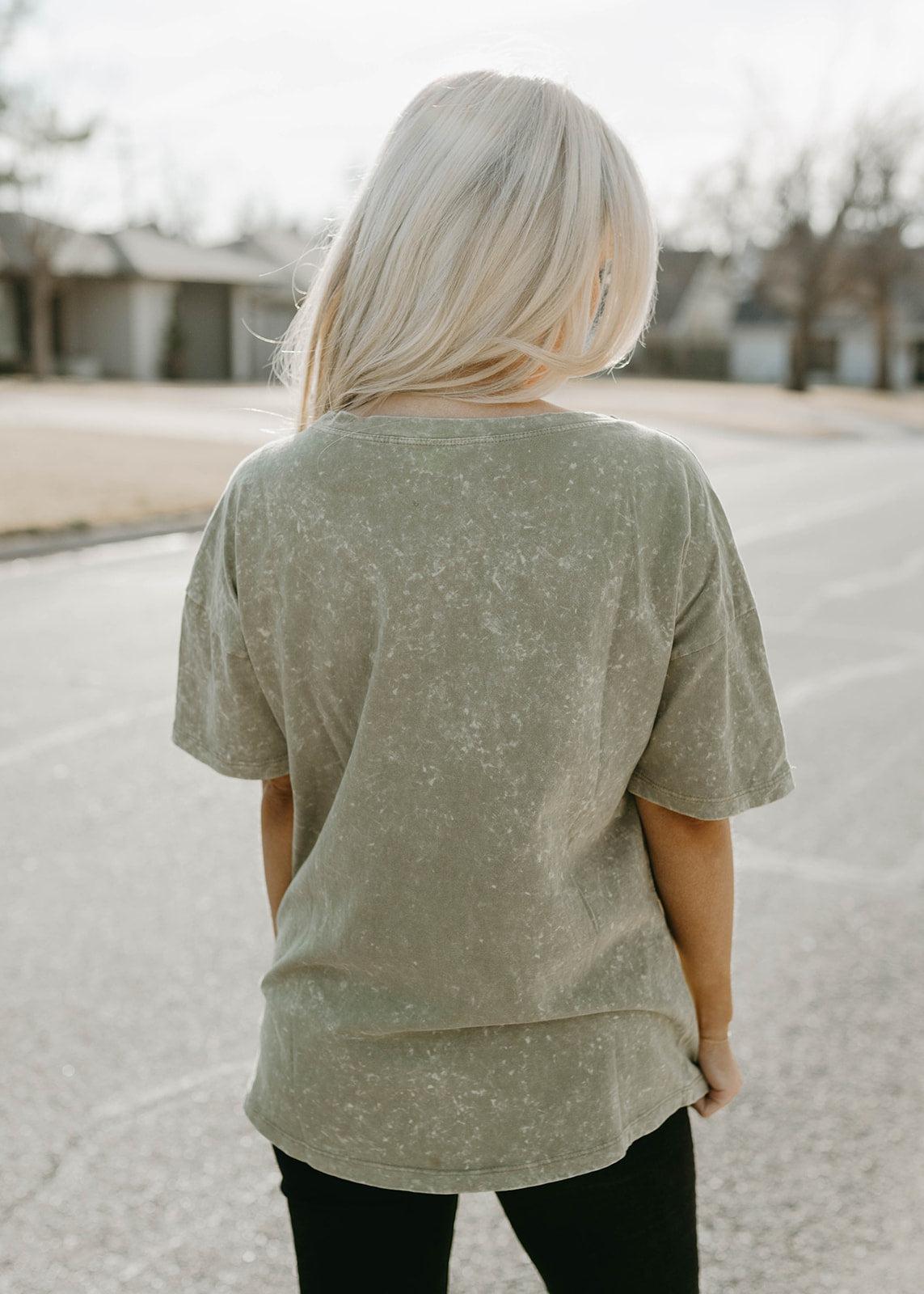 crew neck solid top - olive
