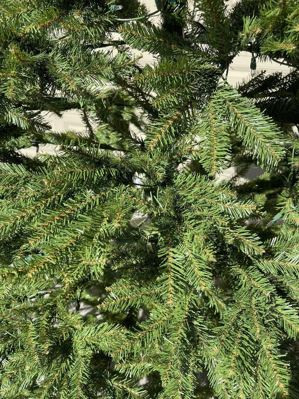 National Tree 9' Dunhill Fir Tree with 900 Clear Lights