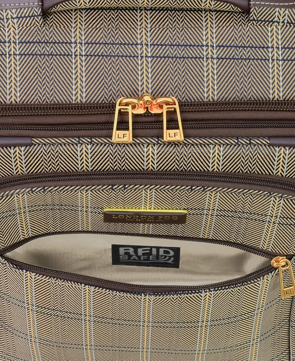 Brentwood II 4 Piece Set (with Under The Seat Bag), Cappuccino