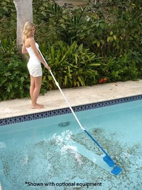 Water Tech Swimming Pool Blaster Catfish Battery Vacuum Cleaner, Telescopic Pole