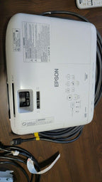epson projector *(kit)- $900 new, everything you need for movie night. 1080p tv