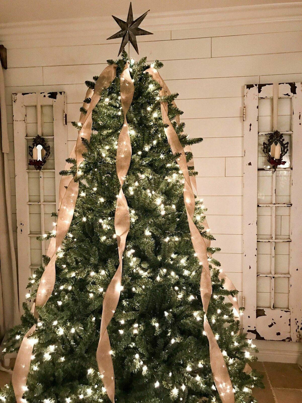 Balsam Hill Classic Blue Spruce Height 7.5 Ft Width 60" Christmas Tree - Clear