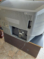 sony trinitron wega kd-34xbr970 34" 1080i crt television (&amp; included tv stand)
