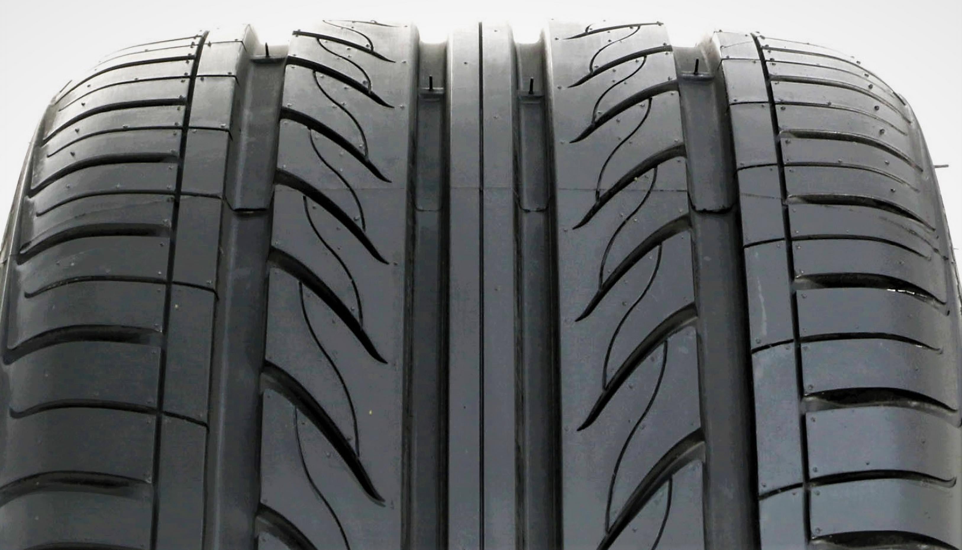 Delinte Thunder D7 255/35R19 ZR 96W XL A/S High Performance All Season Tire