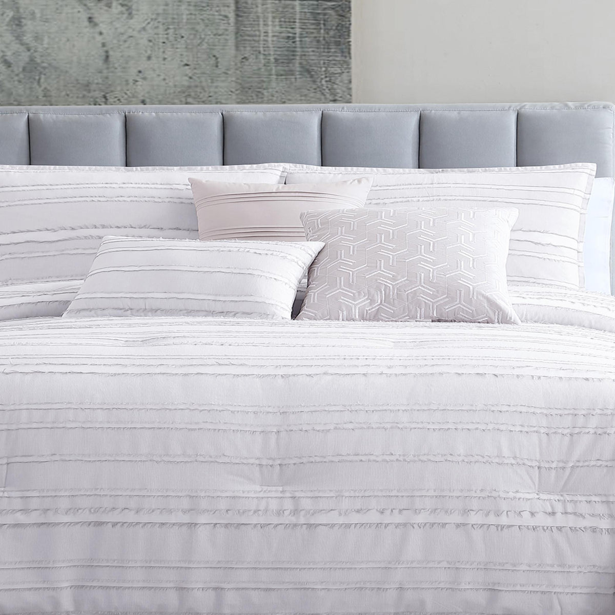 Riverbrook Home 6 pc Comforter Set, Queen, White/Gray, Boston, Clipped Jacquard, Polyfil