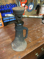 Vulcan Brand 1瑜 X 10 Railroad / House / Barn Screw Jack Yellow Patina