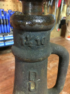 Vulcan Brand 1瑜 X 10 Railroad / House / Barn Screw Jack Yellow Patina