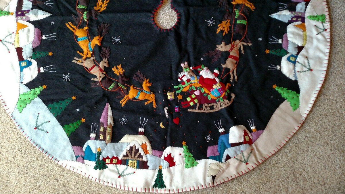 60"  Wool Santa Sleigh Reindeer CHRISTMAS TREE SKIRT Applique Embroidery