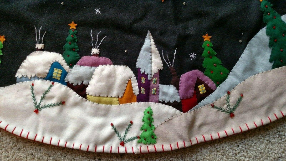 60"  Wool Santa Sleigh Reindeer CHRISTMAS TREE SKIRT Applique Embroidery
