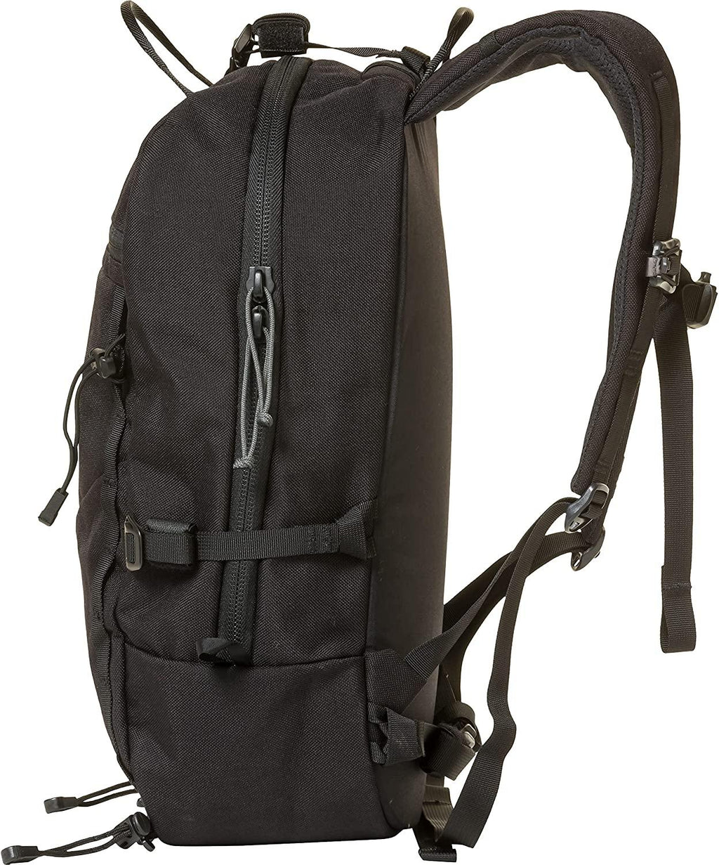 Mystery Ranch Skyline 17 Climbing Pack with  in Hydration Sleeve, Black